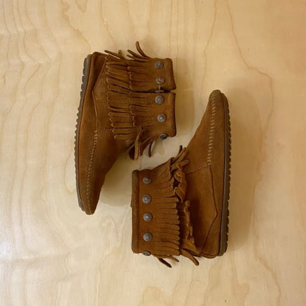 MINNETONKA fringe concho boots 미네통카