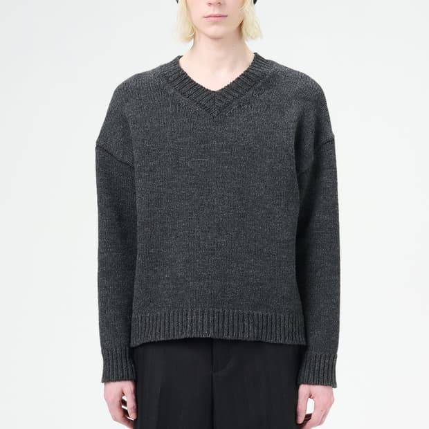 아워레가시 소나 v넥 니트