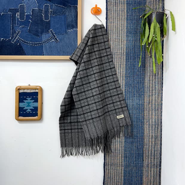 BILL BLASS Checked Wool Scarf