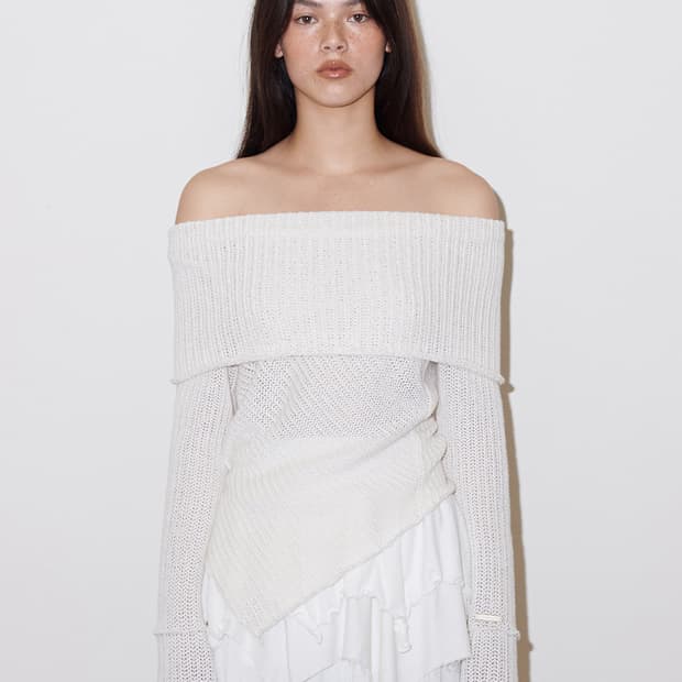 OFF-SHOULDER SWEATER, WHITE 오프숄더