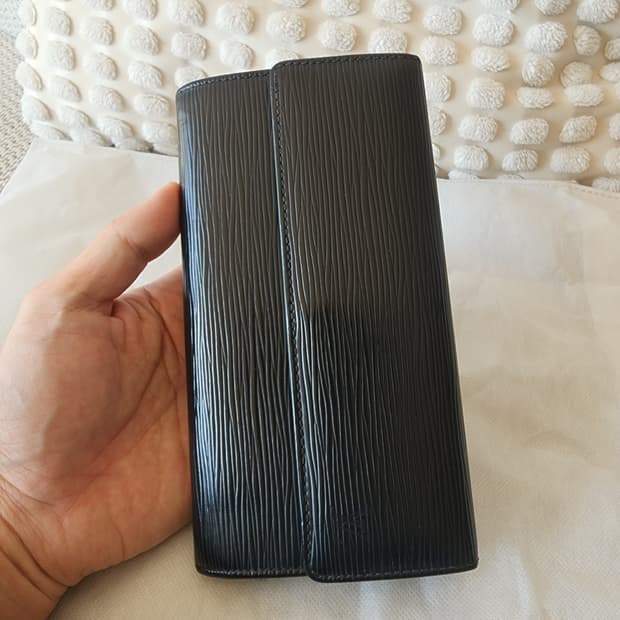 정품 루이비통 에삐 포트트레소 장지갑 블랙 M63592