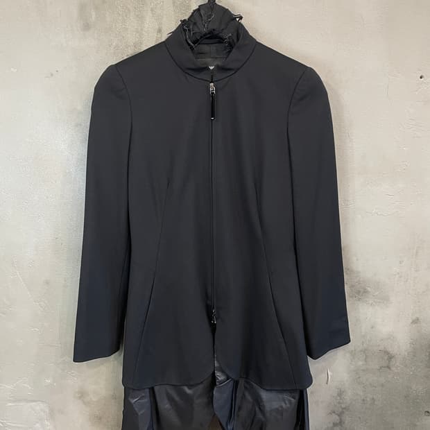 엠포리오 아르마니 스캘럽 레이어드 자켓