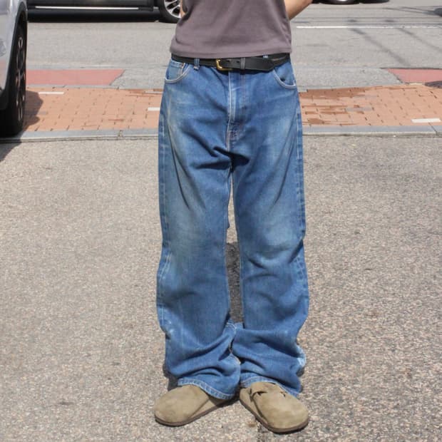 00s Levi’s 517 