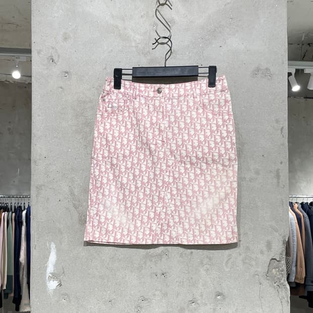 크리스찬 디올 핑크 오블리크 큐빅 넘버링 미디스커트