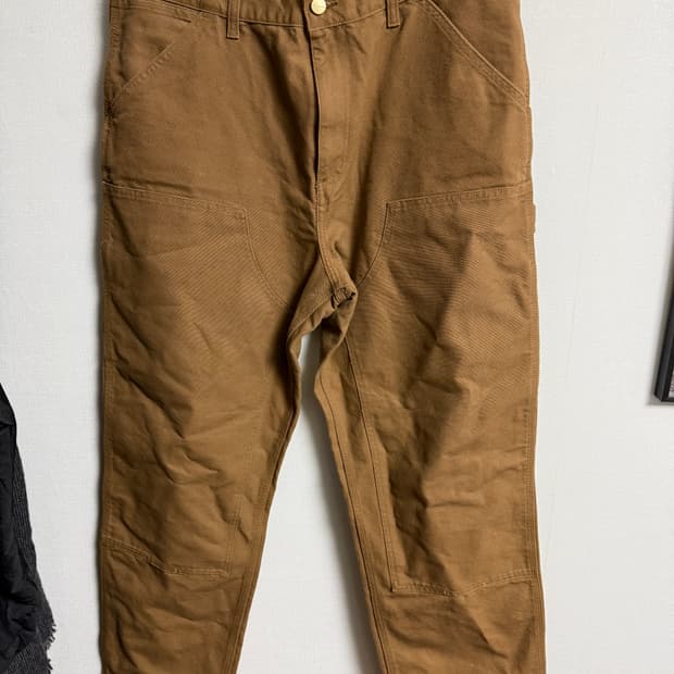 칼하트 wip 브라운 더블니 카펜터 팬츠