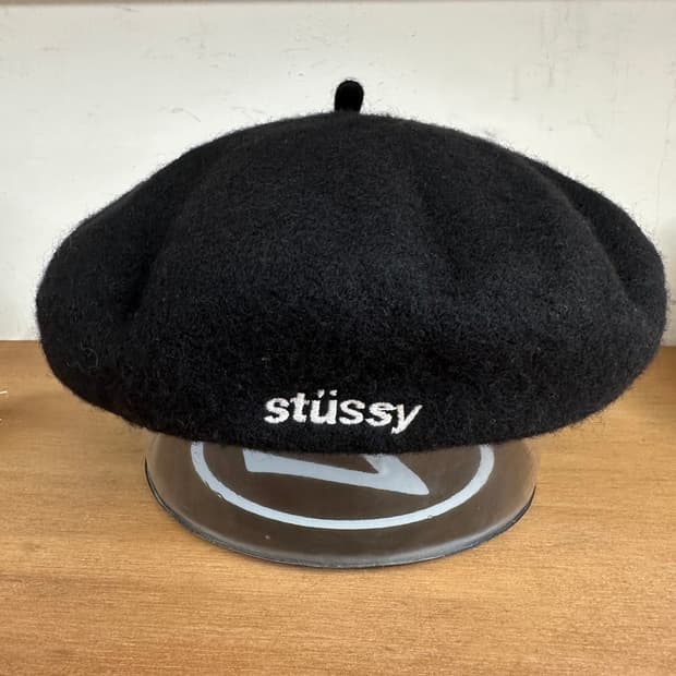 스투시 울 베레모