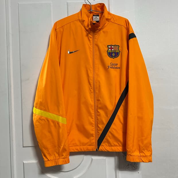 나이키 바르셀로나 바람막이