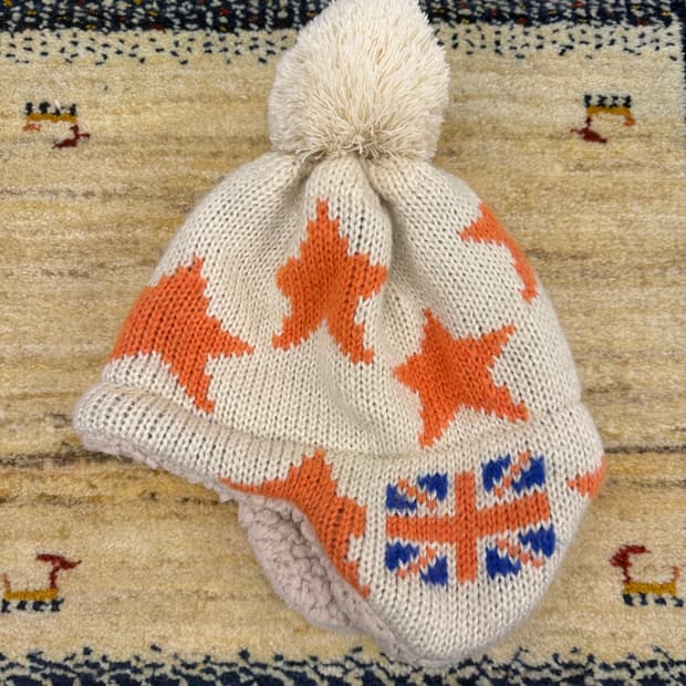 빈티지 별 니트 이어플랩 비니