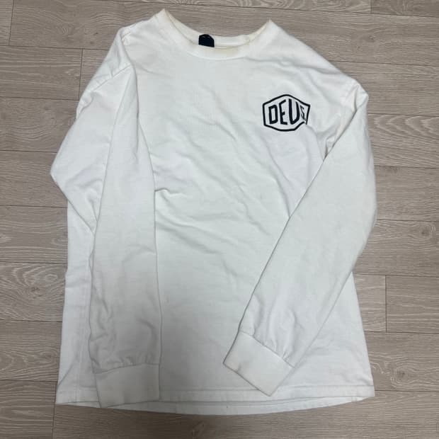[M] 데우스 긴팔 롱슬리브 화이트