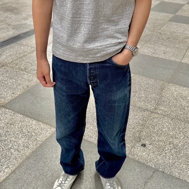 Levi’s 90s 501 selvedge
