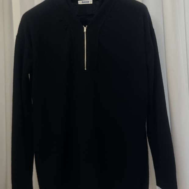 zucca 블랙 하프니트 집업