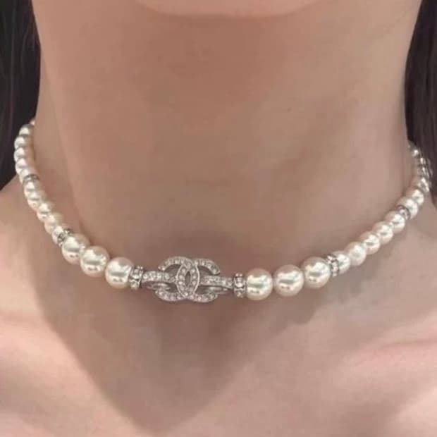 Chanel 업사이클링 샤넬 빈티지 CC 진주 초커 목걸이