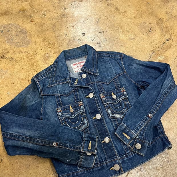 [정품] 트루릴리전 스티치 포켓 데님 자켓 b8