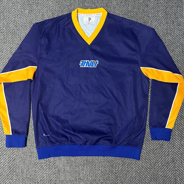 카시나 오버더피치 콜라보 바람막이 자켓