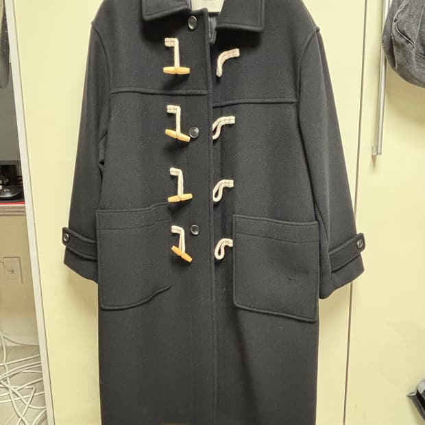 키뮤어 WOOL 80 울 세미오버핏 더플 코트_블랙