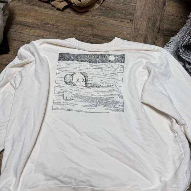 유니클로 UT 카우스 롱슬리브 3XL