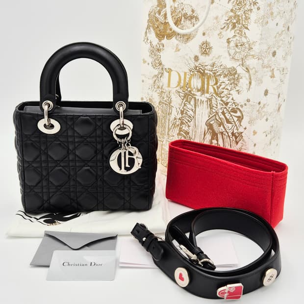 디올 레이디 디올 미니 블랙 램스킨 은장 토트백