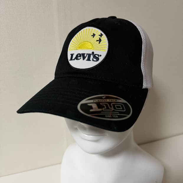 리바이스 110 FLEXFIT 트러커햇