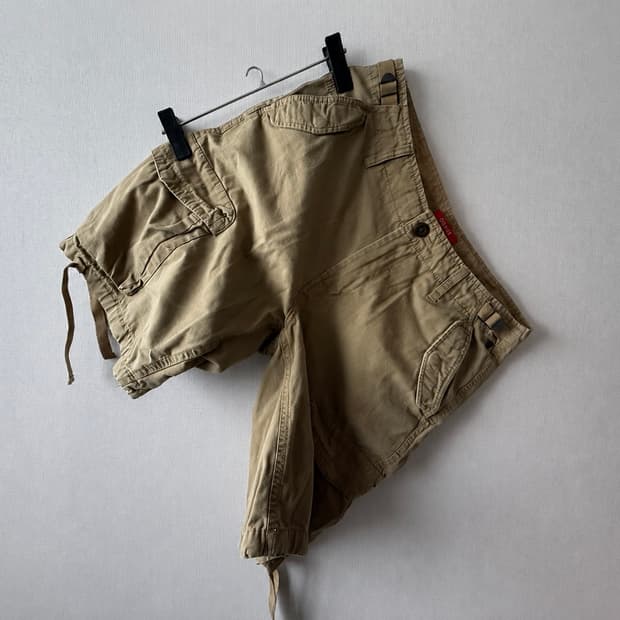 GUESS Vintage Bermuda Cargo Pants