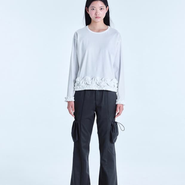 코스모스 러플 포인트 긴팔 티셔츠