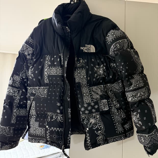 노스페이스 페이즐리 m사이즈