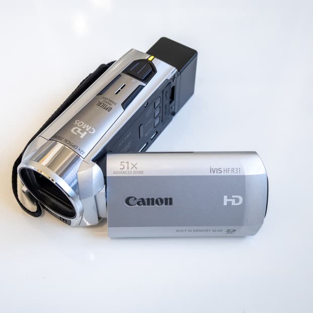 Canon Ivis HF R31 / 빈티지 디지털 캠코더 