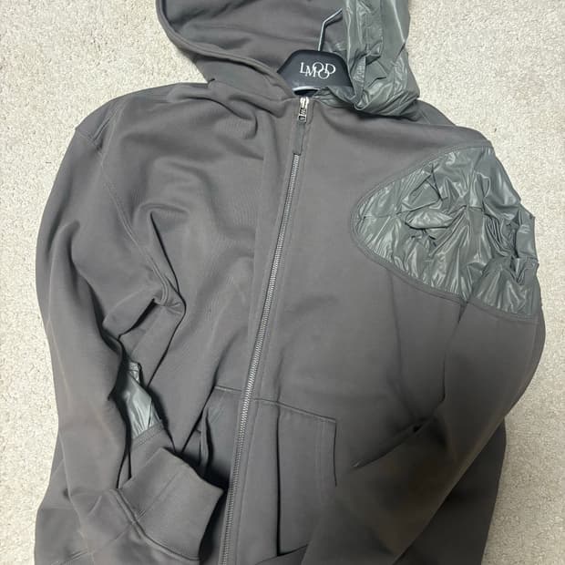 강정석 후드집업 2사이즈