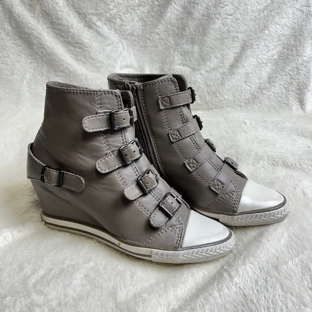 [35] 아쉬 스터드 레더 웨지힐 스니커즈 || ASH 220-225