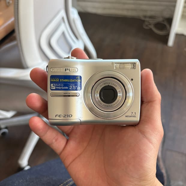 올림푸스 fe210 디지털카메라