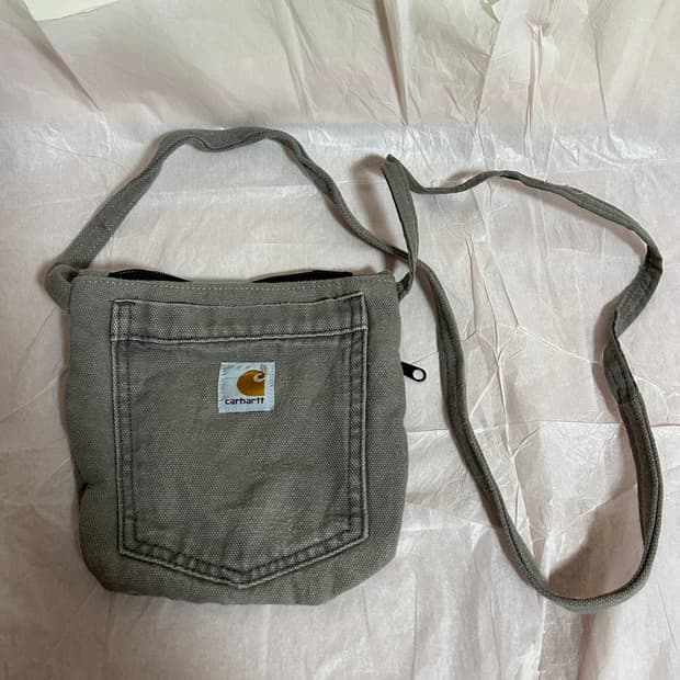 칼하트 빈티지 크로스백