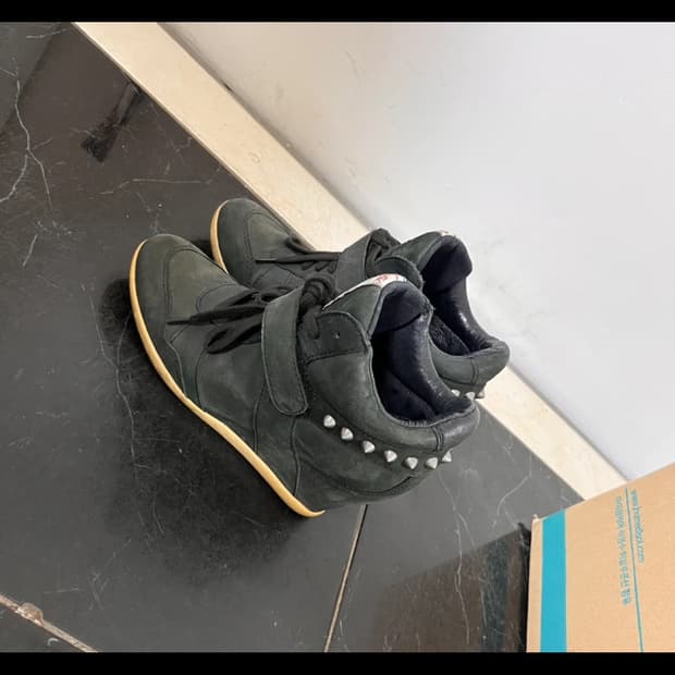 Ash 아쉬 스터드 웨지 스니커즈 35사이즈