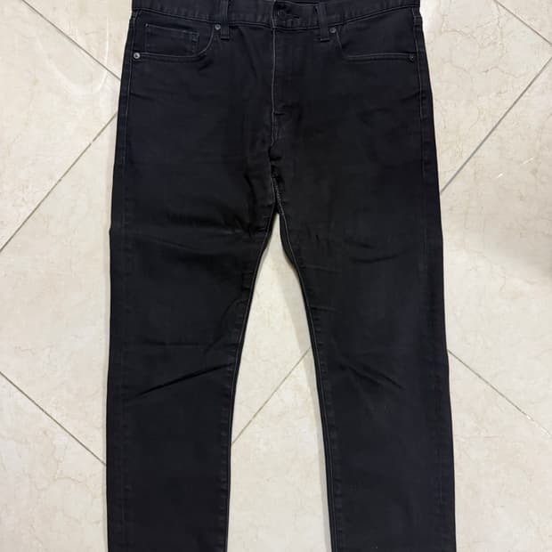 유니클로 블랙 데님 32인치