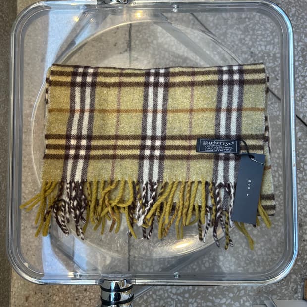 BURBERRY LAMBSWOOL muffler Beige