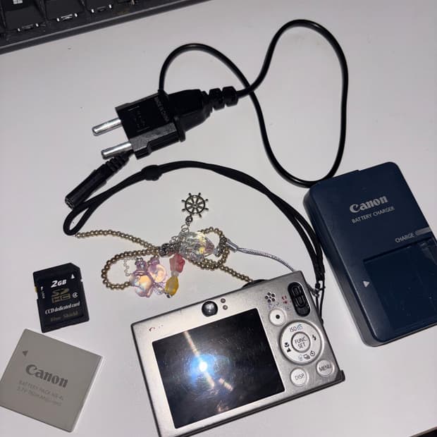Canon IXY Digital 10 / IXUS70 빈티지 카메라