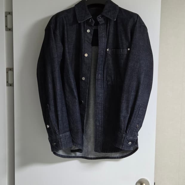 <46> 우영미 23FW 데님 백로고 셔츠 블루