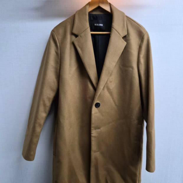 M) 인사일러스 울 90 캐시미어 10 카멜 코트 팝니다