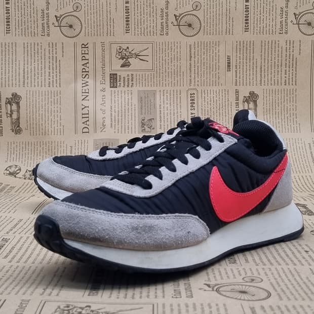 나이키 에어 테일윈드79 여성운동화240 