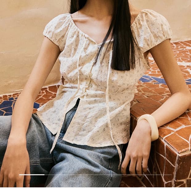 미쏘 캡소매 블라우스_MIWBWF501C