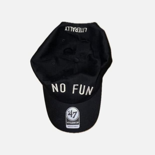 제니 착용 노펀 no fun 모자 새상품
