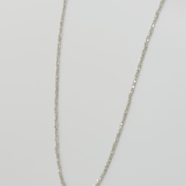 BRAID CHAIN NECKLACE 3줄 땋기 체인 목걸이