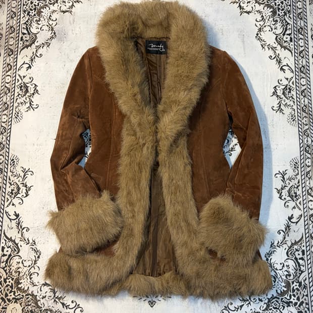 00's Onegyaru fur jacket
