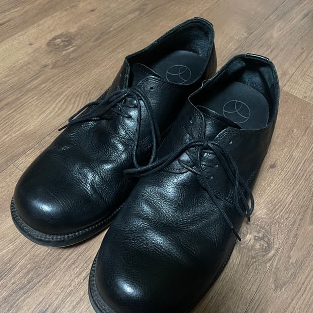 야세 더비슈즈 270