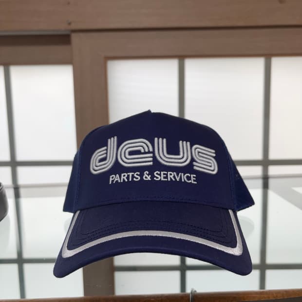 Deus ex machina 모자 해외제품