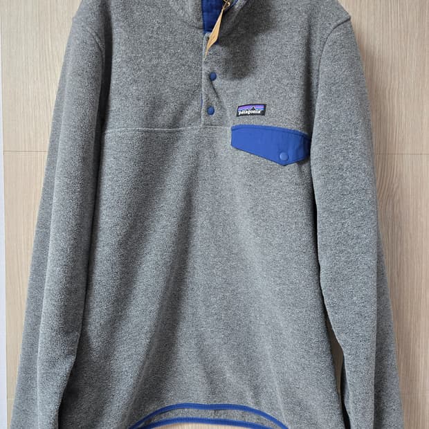 파타고니아 25fw 신칠라 니켈블루 M사이즈