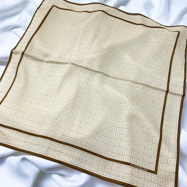 [정품] Givenchy 지방시 로고 빈티지 쁘띠스카프 손수건