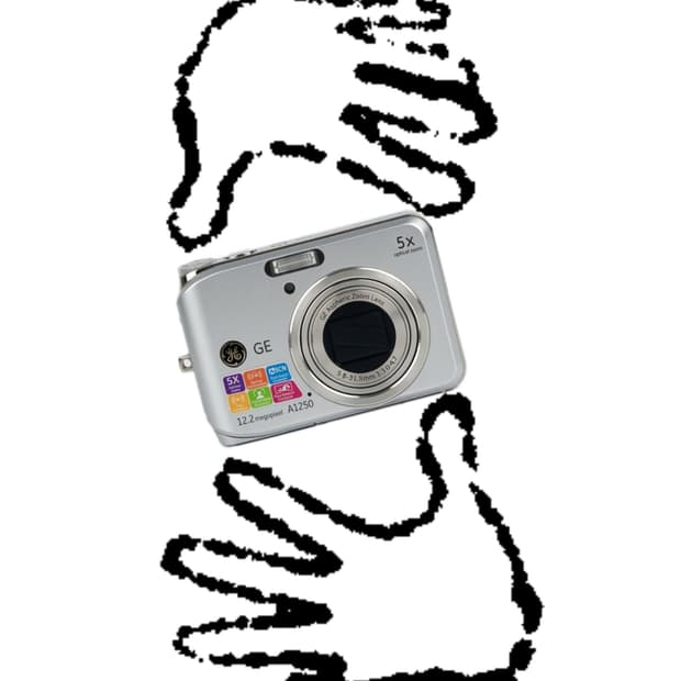 General Imaging Co. Digital Camera A1250