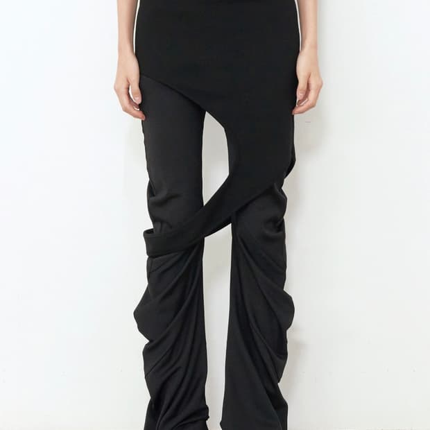 [구해요] 보헤미안서울 딥 홀 레이어드 스커트 블랙