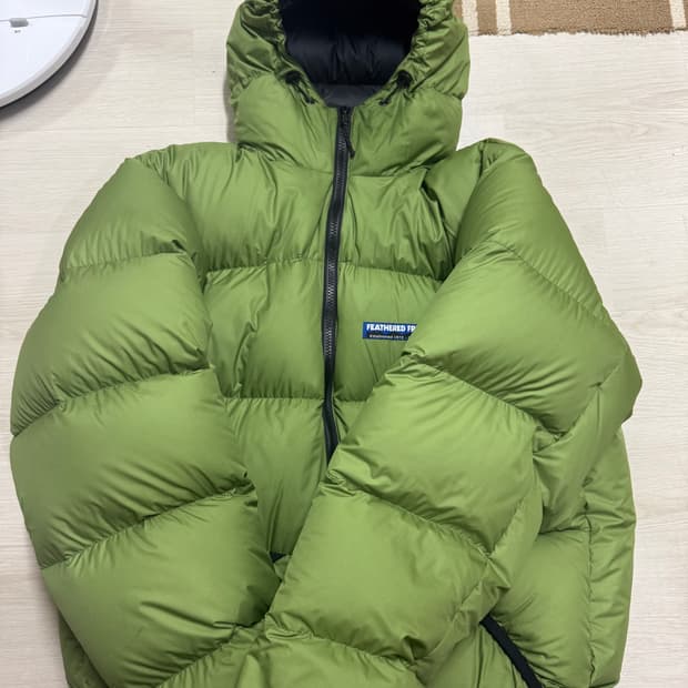 XL 페더드프렌즈 헬리오스 후드 리첸