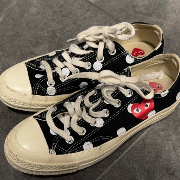 꼼데가르송x컨버스 척테일러 도트 로우 240