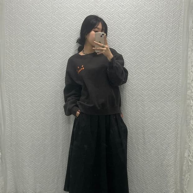 아이앱스튜디오 두산 오버핏 기모 스웻셔츠 맨투맨 100 C06395